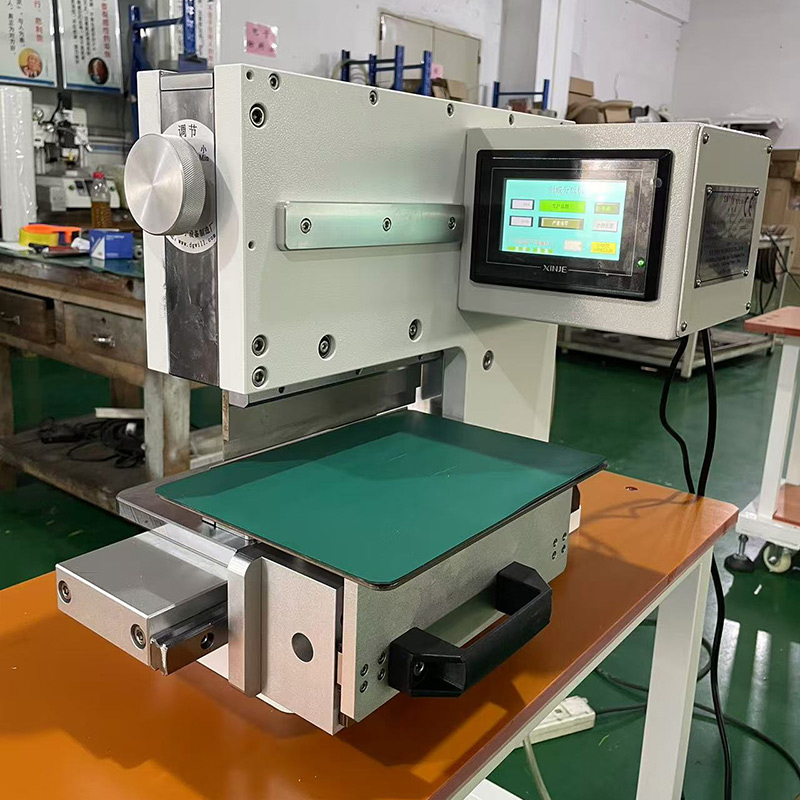 鍘刀分板機(jī)CWVC-200J