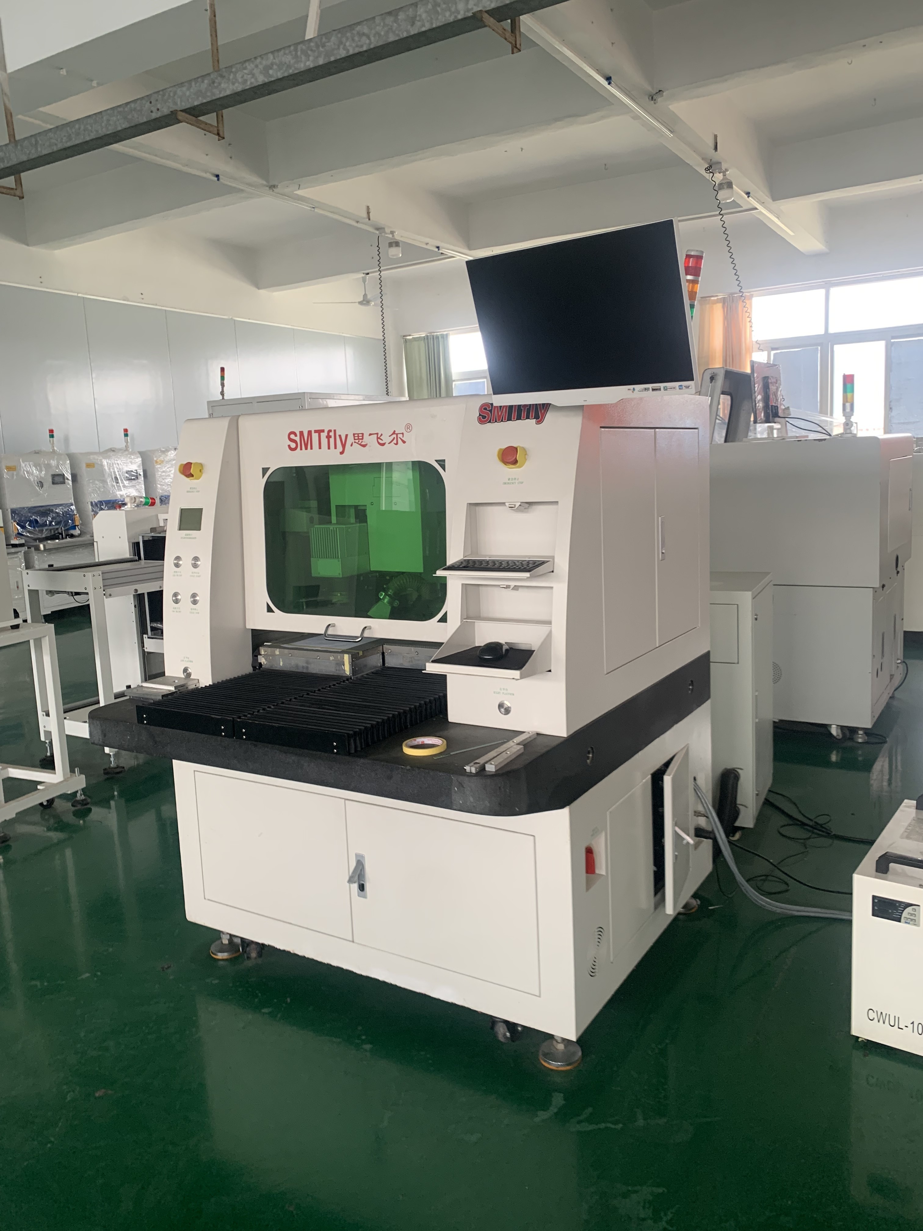 系統(tǒng)板PCB分板機(jī)